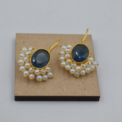 A pair of stone goldplated brass earing