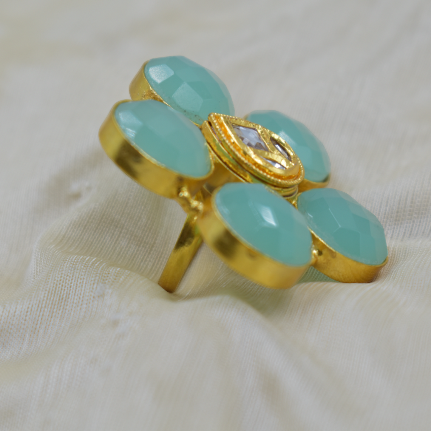 Goldplated brass stone ring