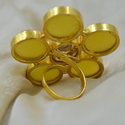 Goldplated brass stone ring