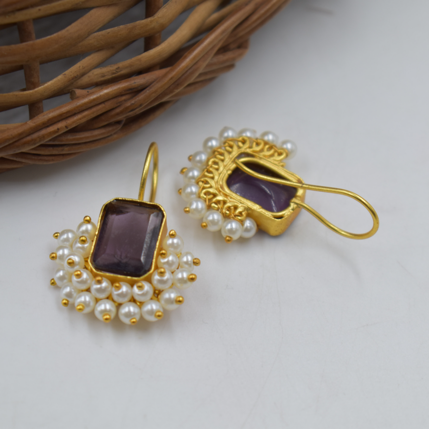 Goldplated brass stone dangle earing