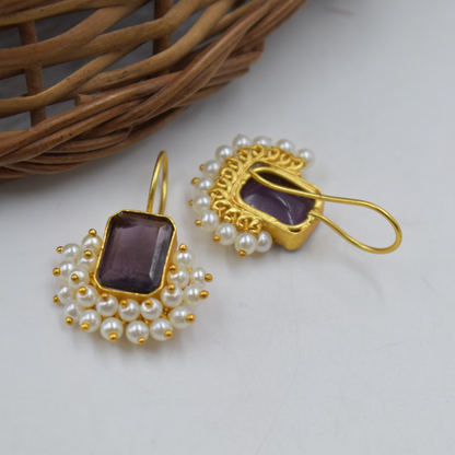 Goldplated brass stone dangle earing