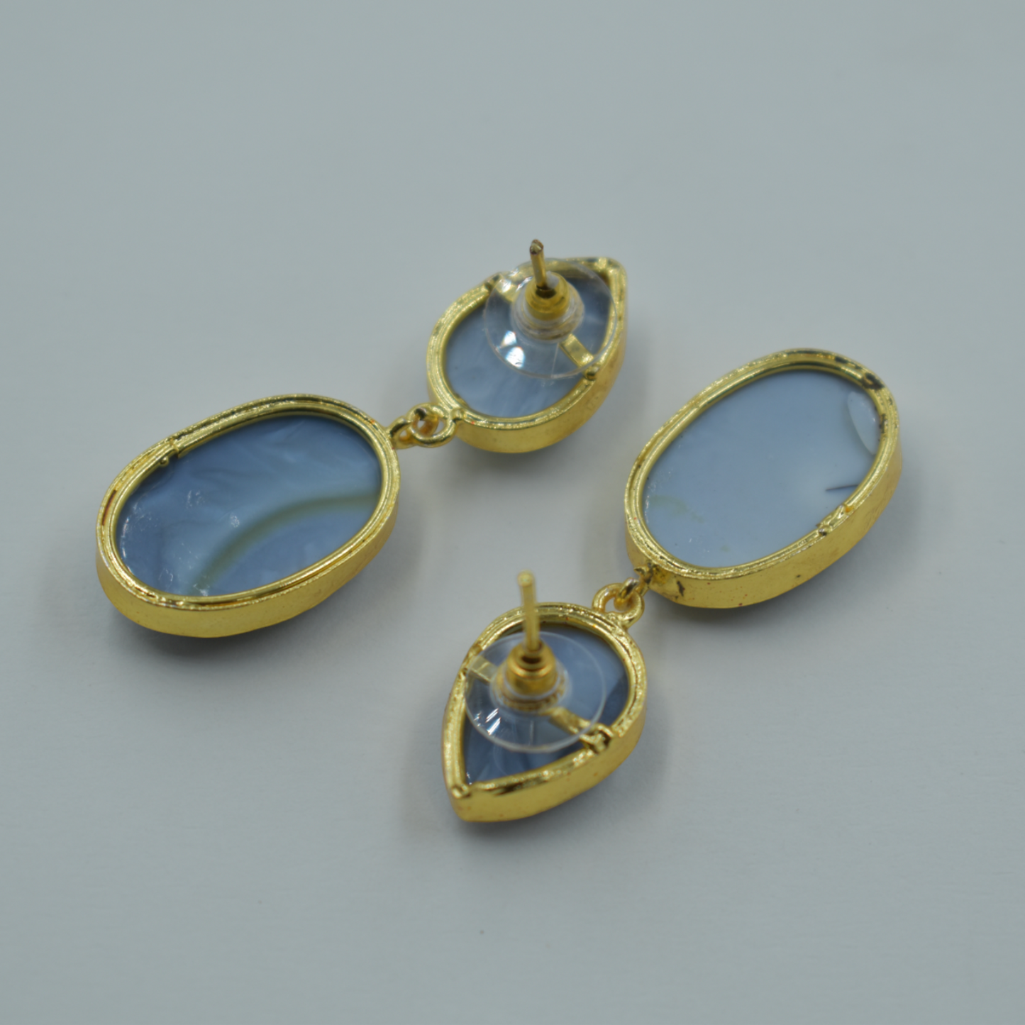 Goldplated brass semi precious blue opal stone stud earing