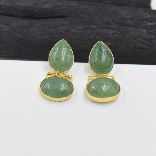 GOLDPLATED BRASS NATURAL STONE STUD EARING GREEN STRAWBERRY