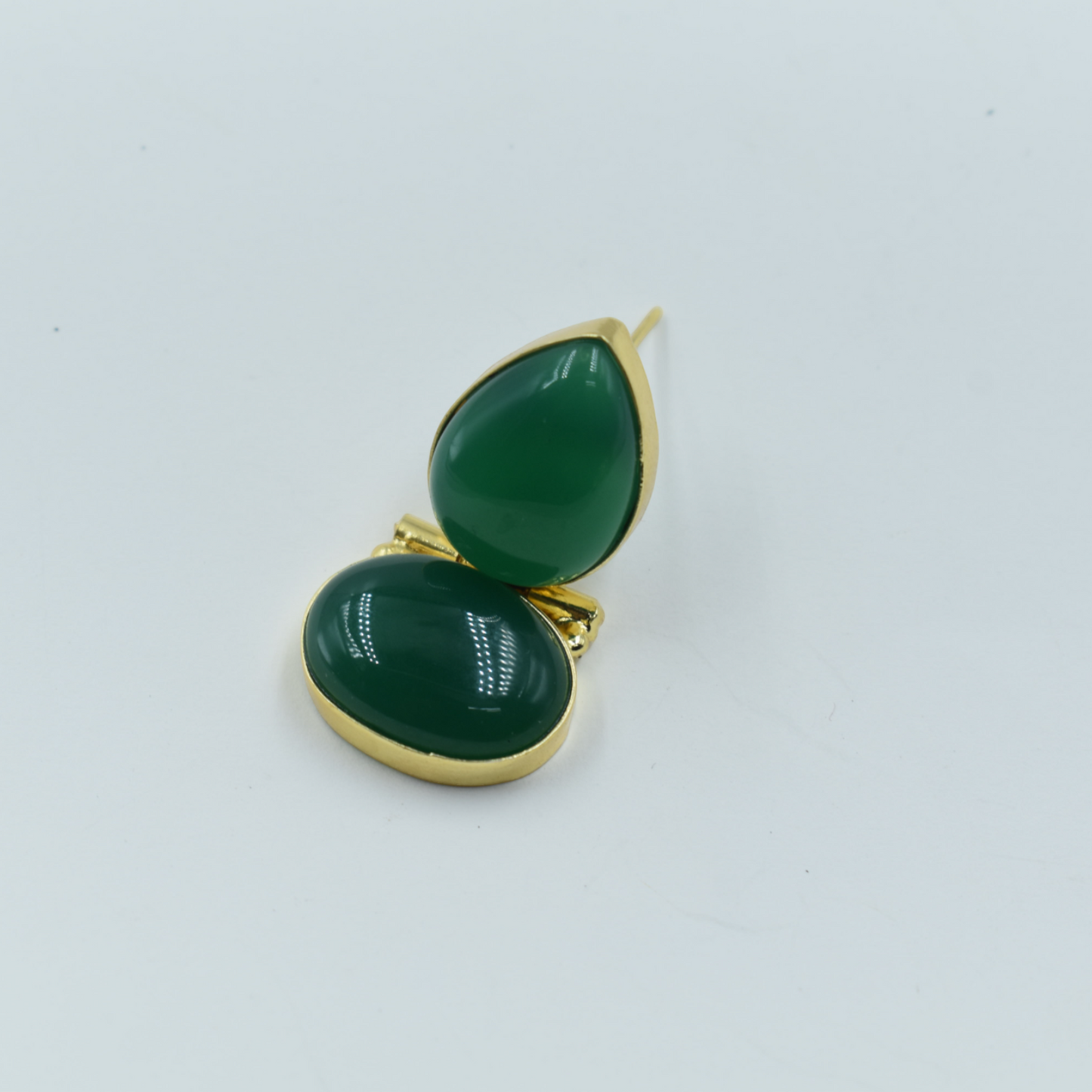 BRASS GOLD GREEN SEMI PRECIOUS STONE STUD EARING FOR WOMEN