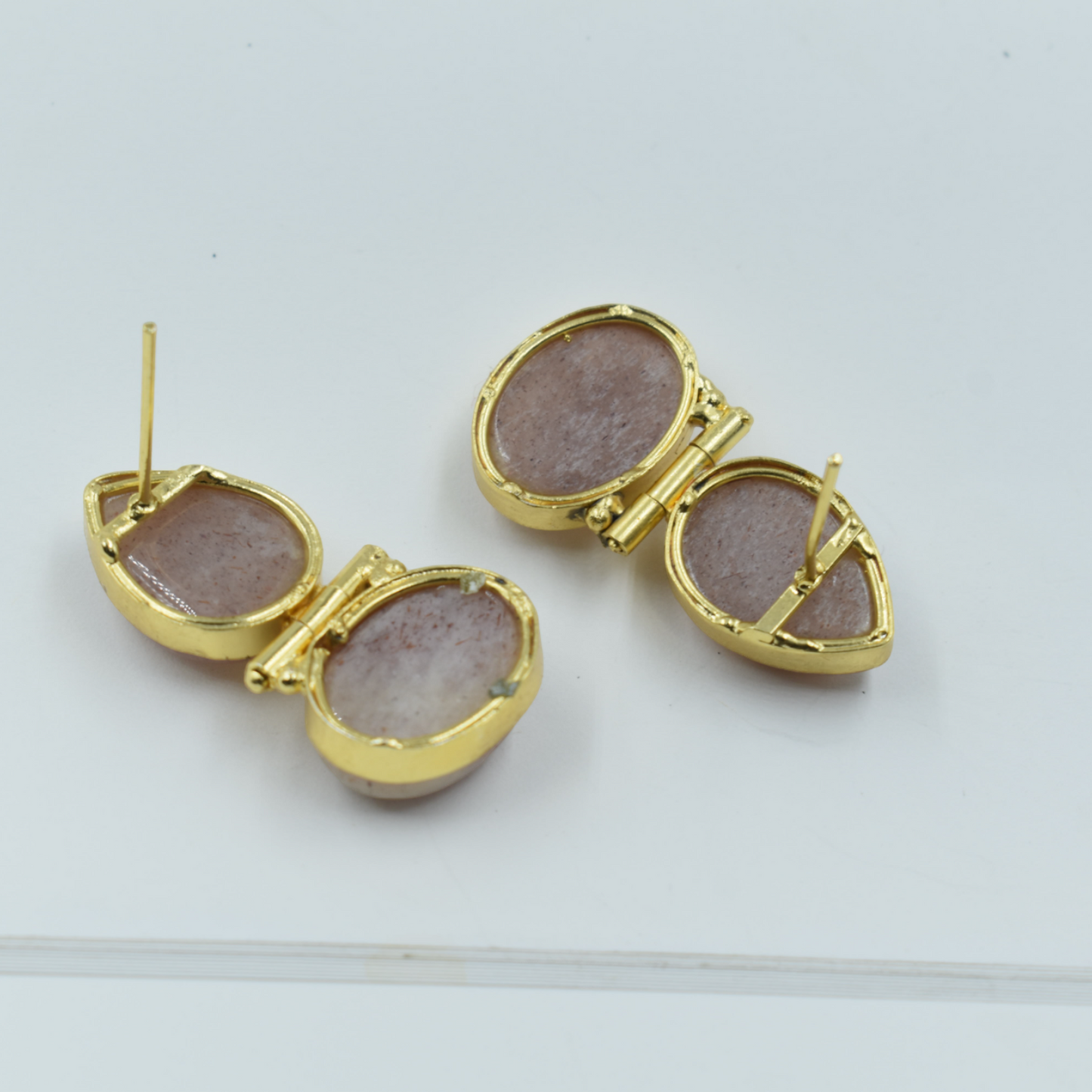 Elegance Semi Precious Stone Peach Moonstone Stud Earing