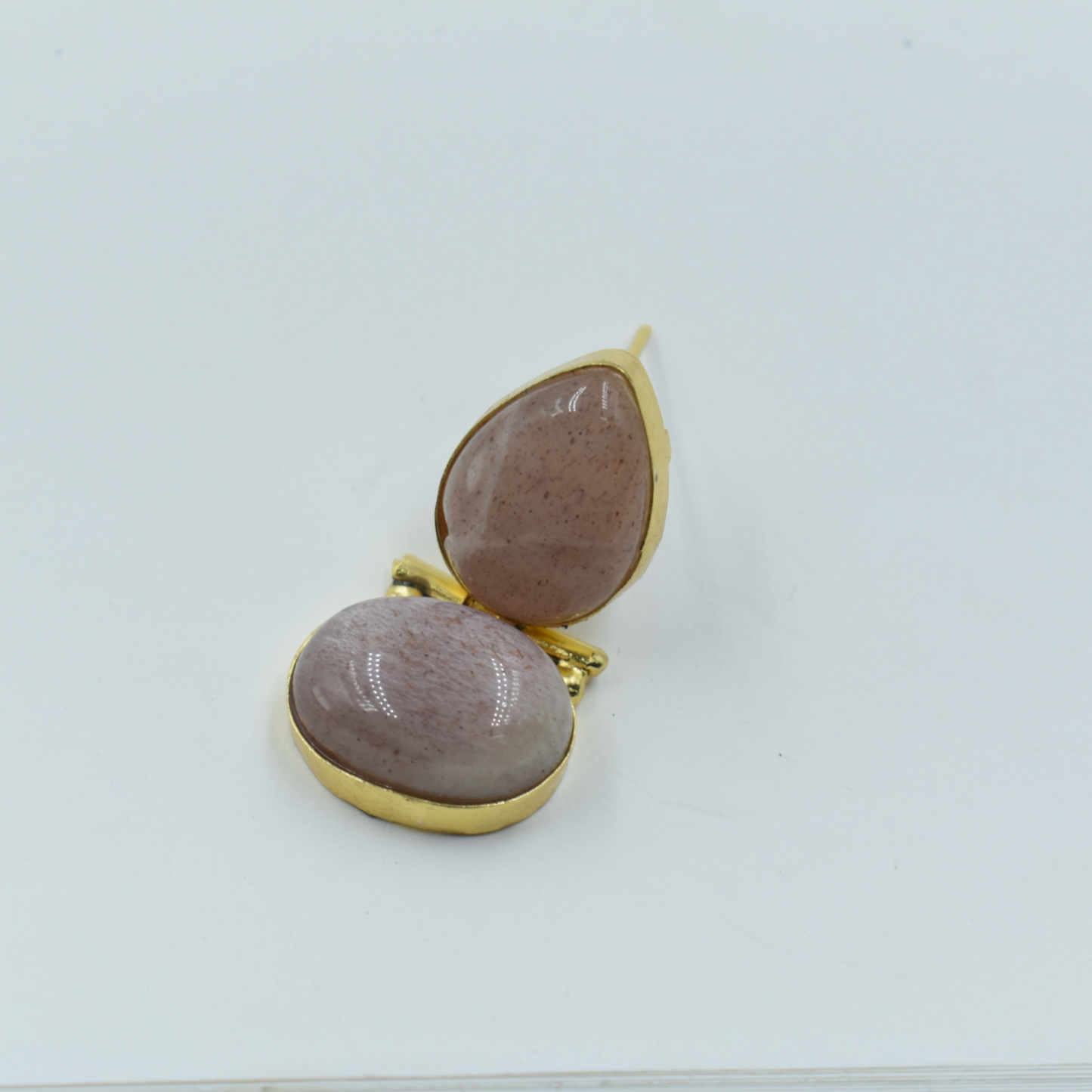 Elegance Semi Precious Stone Peach Moonstone Stud Earing