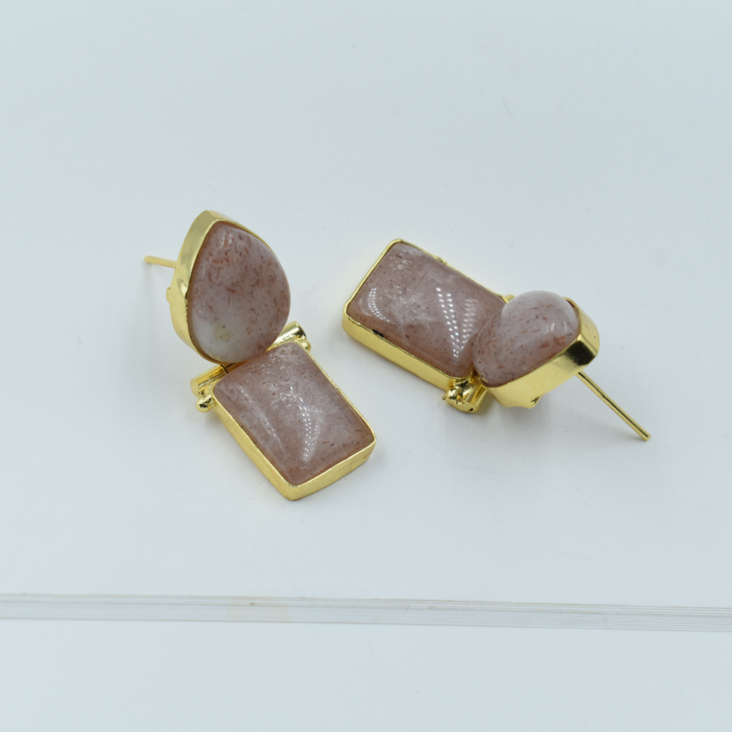 UNIQUE GOLD PLATED PEACH MOONSTONE SEMI PRECIOUS STONE STUD EARING