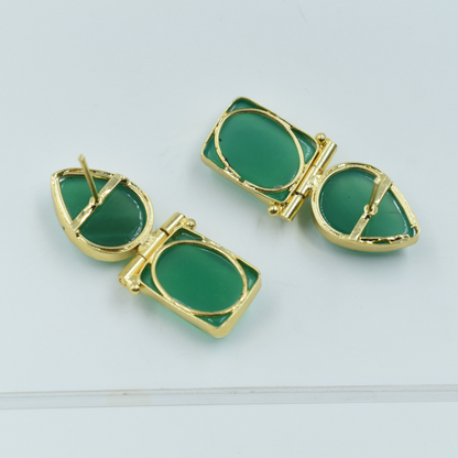 BRASS GOLDPLATED GREEN ONYX SEMI PRECIOUS STONE STUD EARING