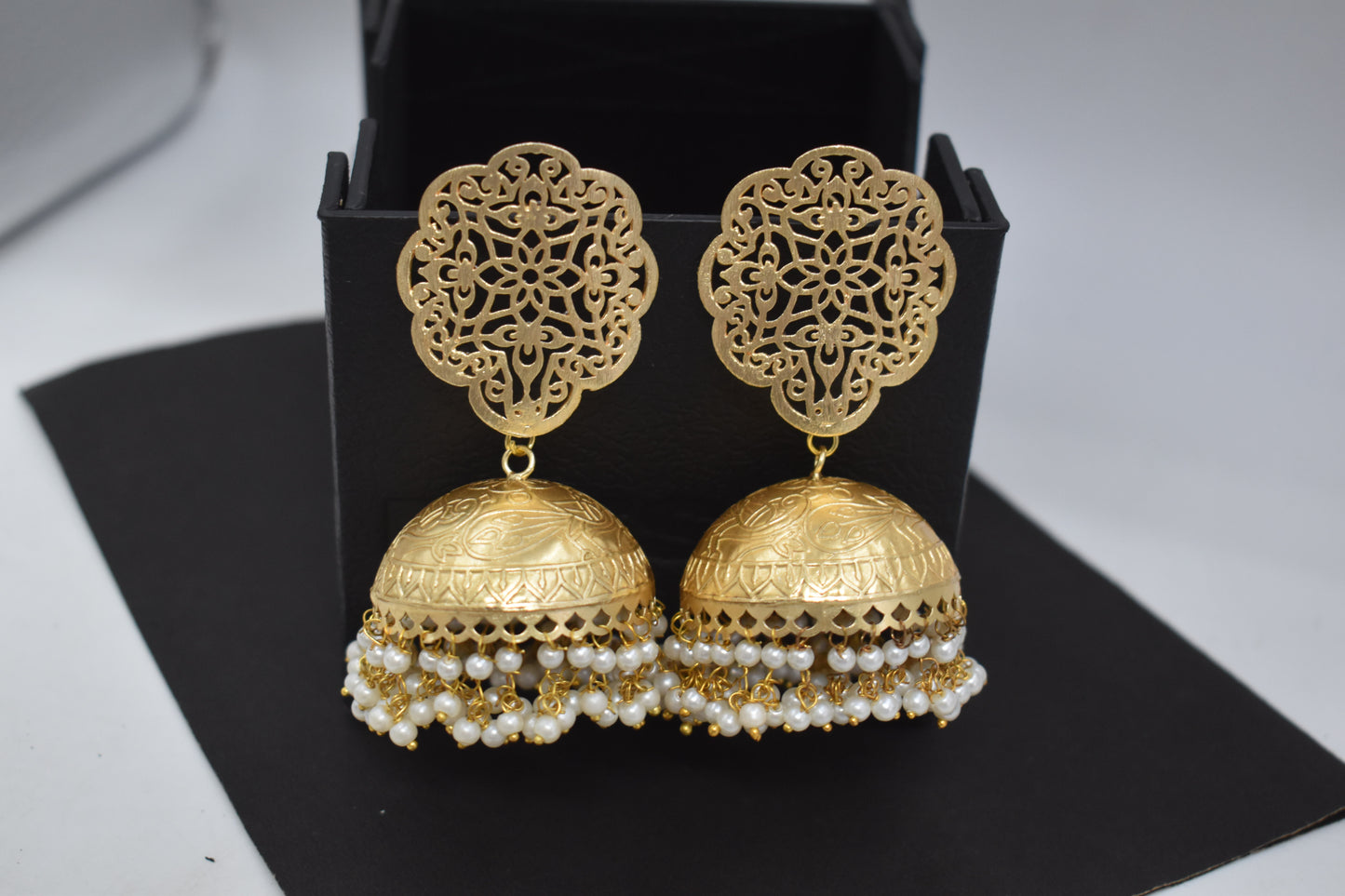 Beautiful Brass Gold plated Pearl Kundan Jhumki Stud Earing