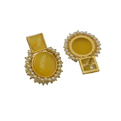 Goldlated brass stone stud earing