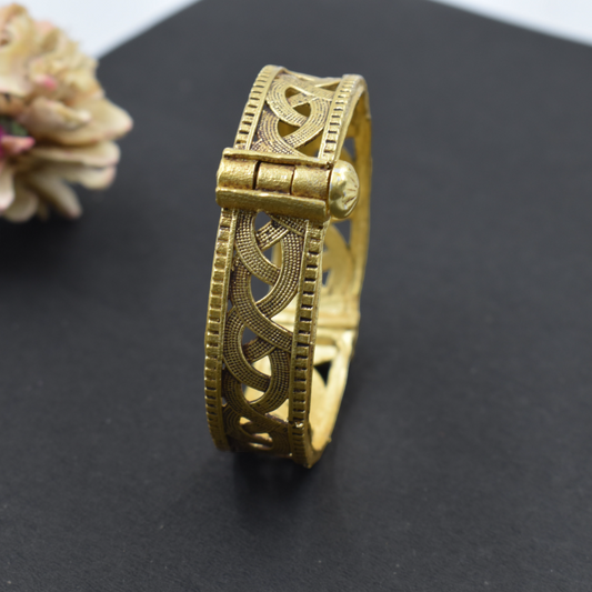 A pair of elegent brass gold openable bangle