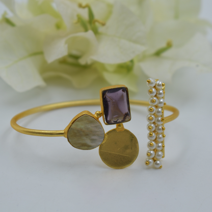 Goldplated Brass stone bangle