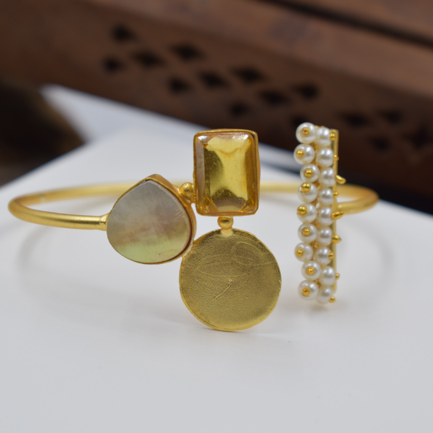 Goldplated brass stone bangle