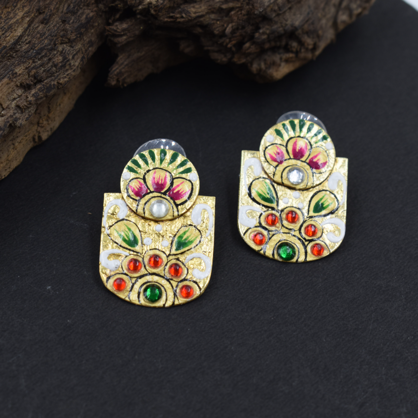 Goldplated brass handpainting tanjore stud earing