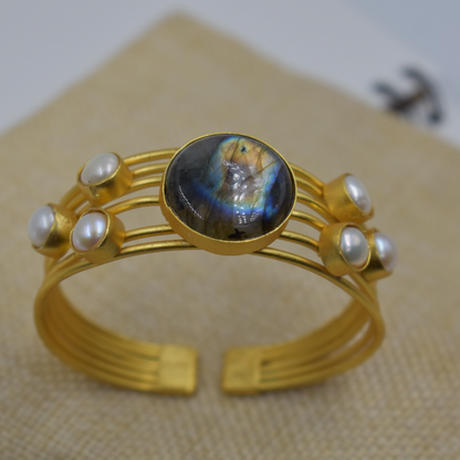 Semi precious stone goldplated brass stone bangle